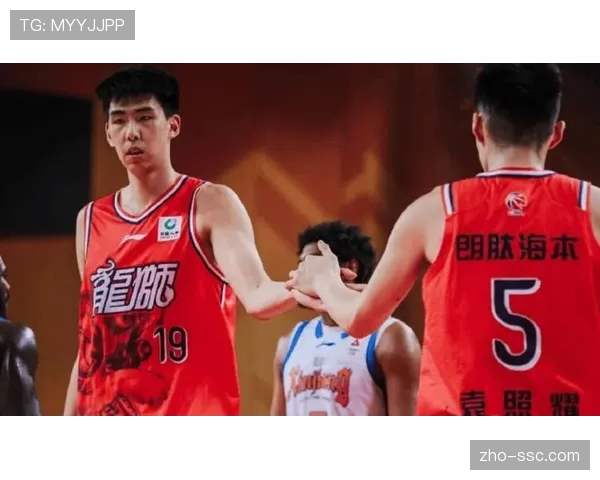 广州队徐昕场均2.3次封盖联盟第一 年轻中锋成内线防守新支柱