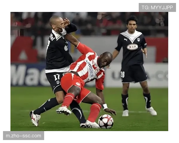 压缩空间战术奏效 奥林匹亚科斯主场曾胜勒沃库森